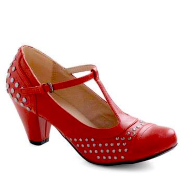 Chelsea Crew red studded t-strap heel - Picture 2 of 12